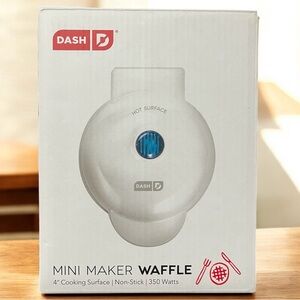 Dash Mini Maker Waffle Iron